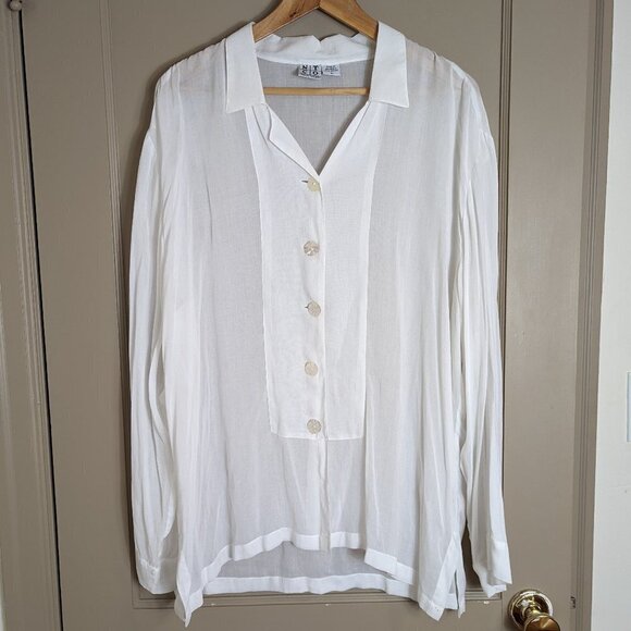 Vintage Nomadic Traders Cottage Core Rayon Semi-Sheer Abalone Button Top - Picture 2 of 8